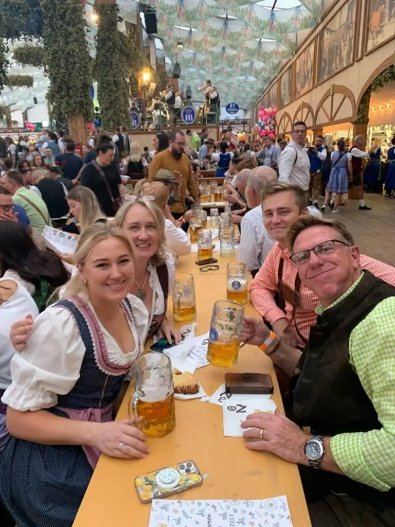 Review-Photo-Andreas-768x1024